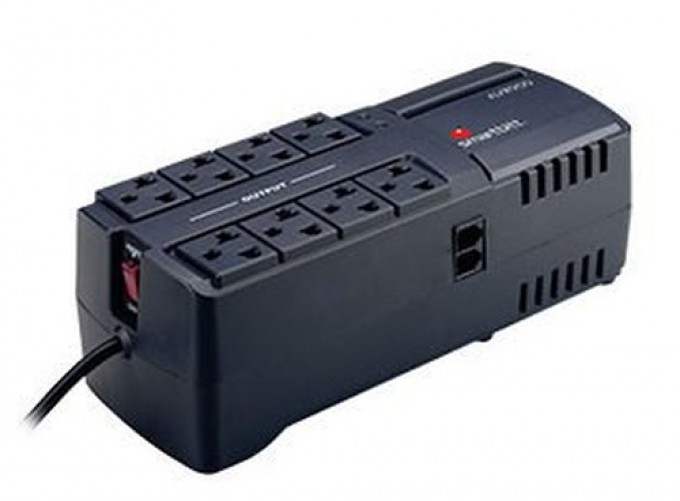 Regulador Smartbitt SBAVR2200 2.2 kVA / 1100 W, Entrada 95-150 V, 8 salidas AC, Negro